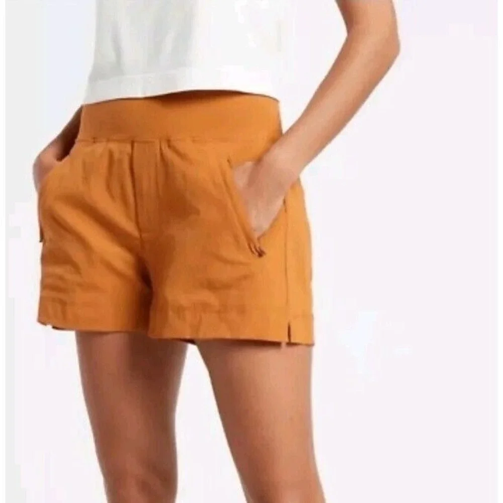 Athleta Trekkie North Shorts Cattail Brown Size 24 44x3.5 Wicking UPF New - Picture 2 of 9
